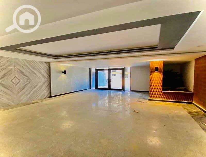 5 7e1295bb-eab1-46d9-a146-3b4b9ef5ea67. jpg