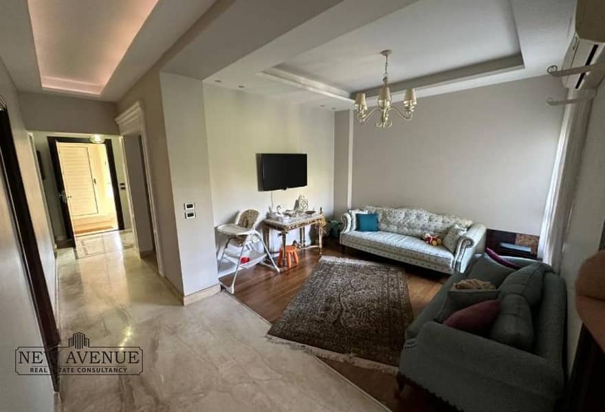 4 d7472afd-0cc7-48b4-80b0-cc34cdc9fbd3. jpg