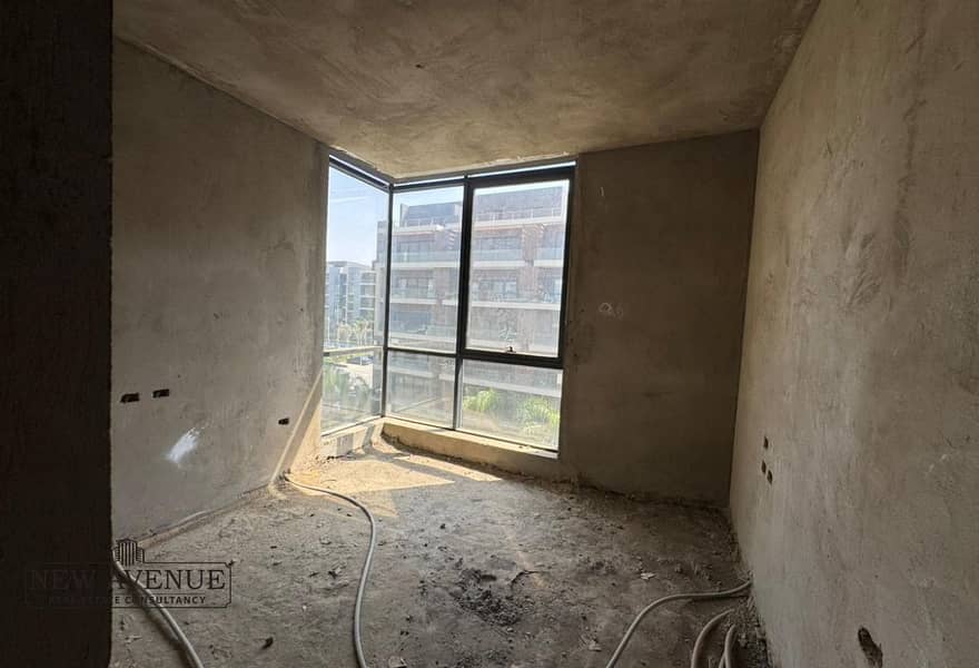 8 1227739e-7b47-4529-8e80-19dbca770d2d. jpg