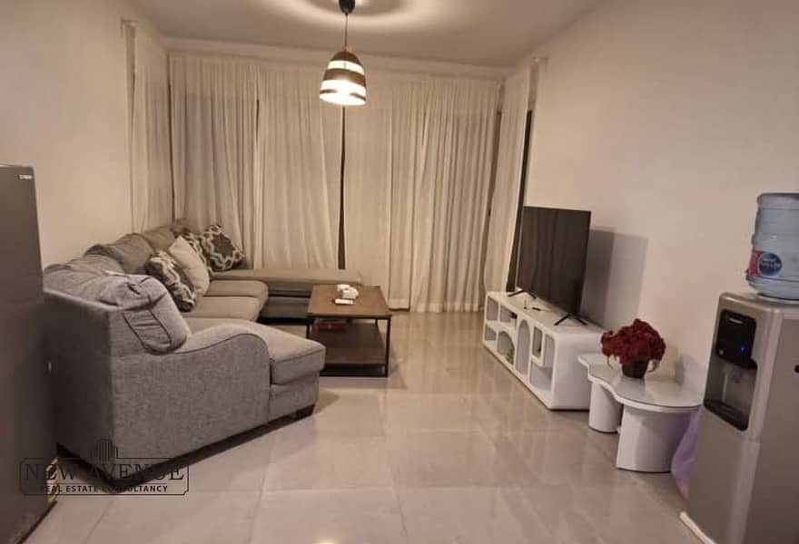 2 c13df694-84c4-42d1-b1e0-f41ce7a742b6. jpg