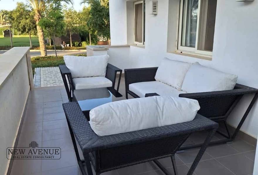 9 3940b81f-d8b3-4e9a-b5e0-62f94ddc7195. jpg