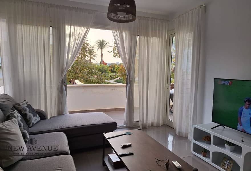 19 baa3ea4d-0639-4450-9a2a-683297c533bc. jpg