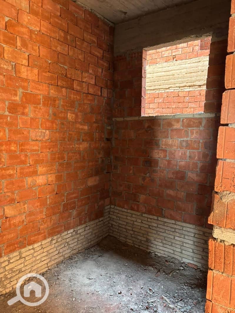 5 WhatsApp Image 2025-12-18 at 12.35. 54 AM (1). jpeg