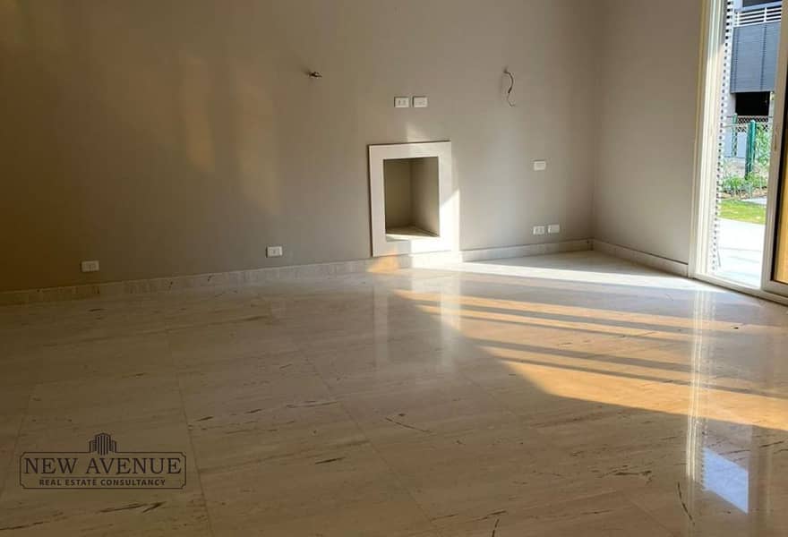 7 4bef2d1a-afd9-40f2-bf5d-92dd150b4d65. jpg