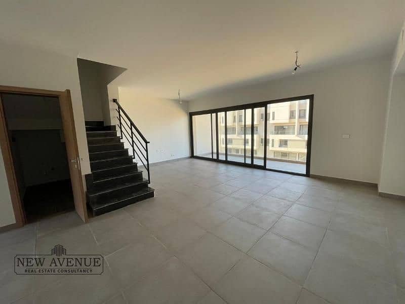 3 79670d2d-b6f1-46a9-9337-506a92e7f41b. png