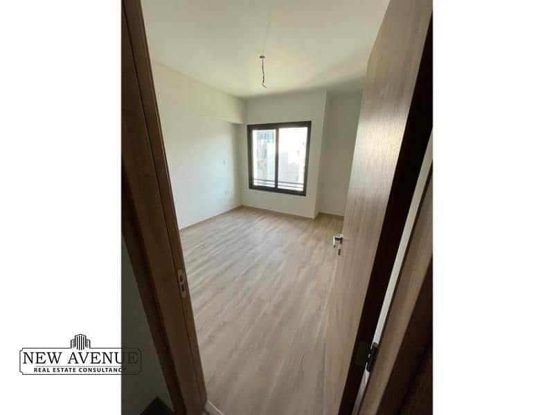 6 be728eac-199a-47e1-a90f-9ff49d22936d. png