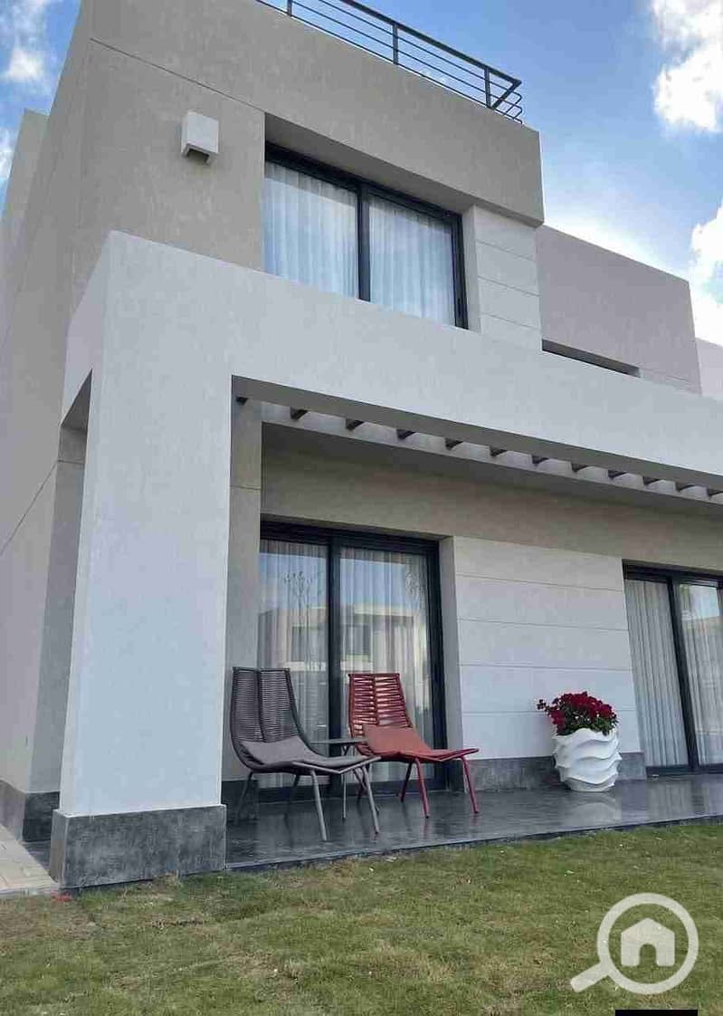 1000692138. jpg 1000692138. jpg