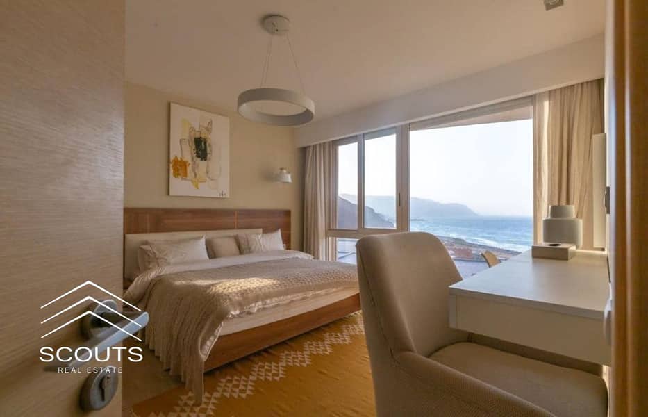 9 550688229_122272706018196585_6710440255317358644_n. jpg