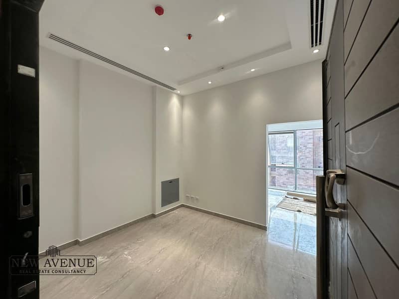 5 WhatsApp Image 2025-12-16 at 9.41. 01 PM (1). jpeg