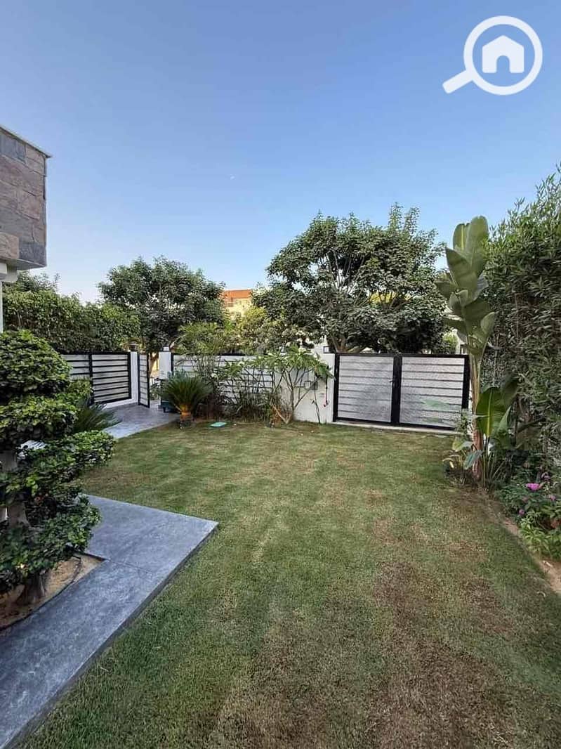 5 8dda60c2-c6a3-480e-b242-1a958c399033. jpg