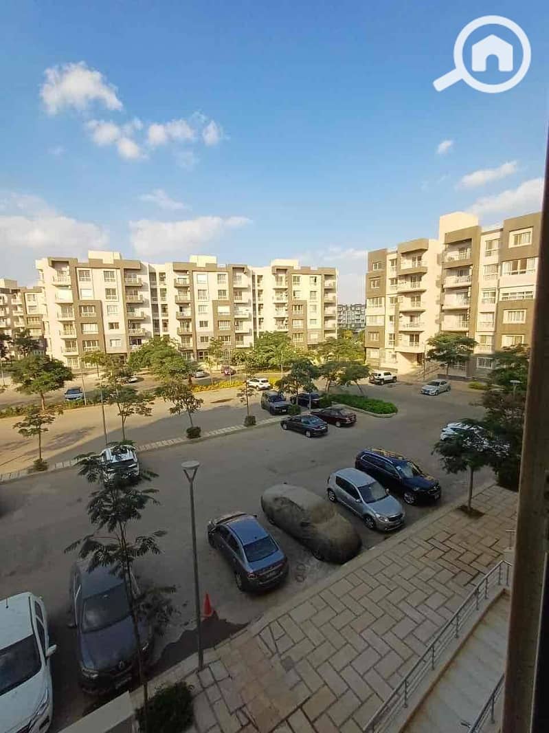 9 B6DC863D-7C1D-411B-B070-15A41818B47E. jpg