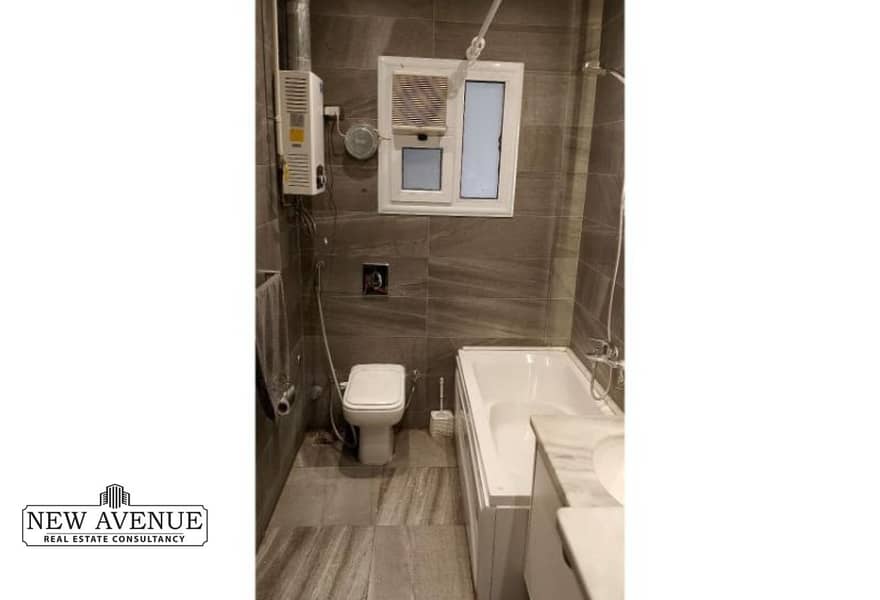 10 33419e6c-9cc5-4b42-9bbe-aee2f755ff55. jpg