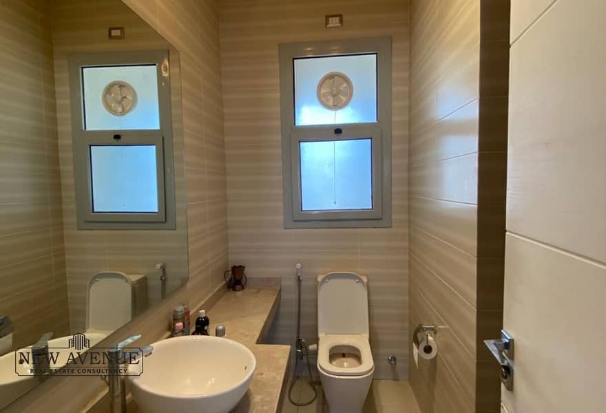 8 2ee3a3fb-92de-4807-8ad9-348f53bed4dd. jpg