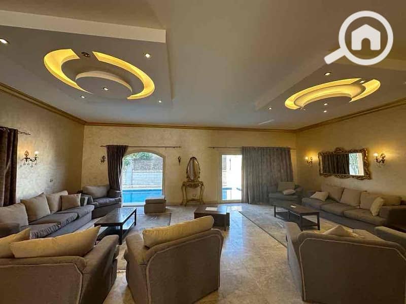 16 24d400fe-c6ce-4448-b57d-9ff3b2f76bf1. jpg