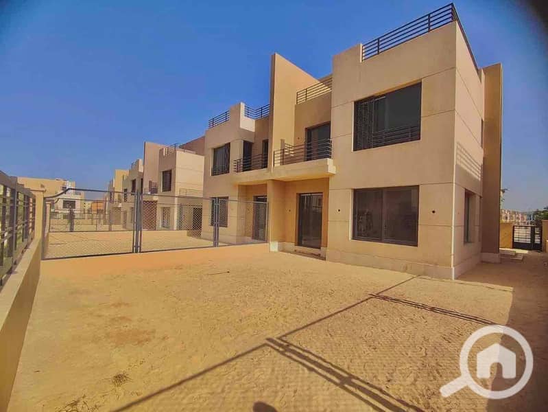 5 dfcba04f-44db-4e9b-9e62-cc8d7f585dbe. jpg