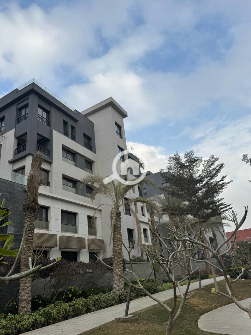 11 82d94fb7-425d-4cb2-933a-474bff02f82d. jpg