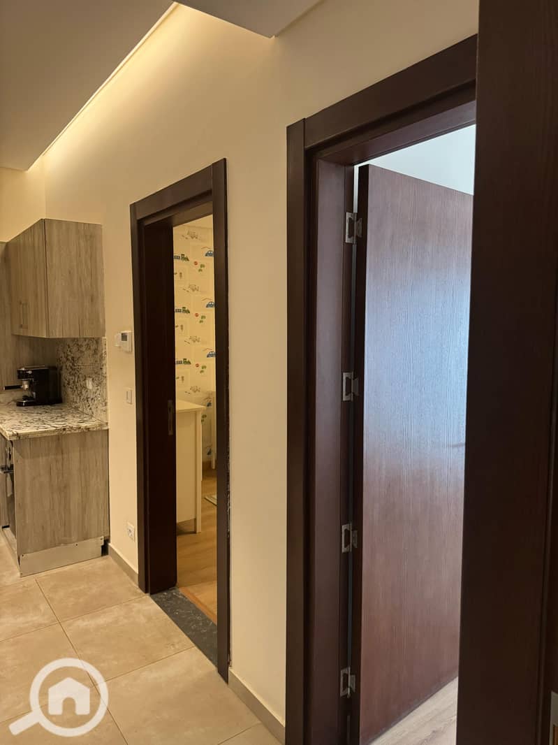 4 82db6e61-525a-4bee-80b6-4e1399d83ac3. jpg