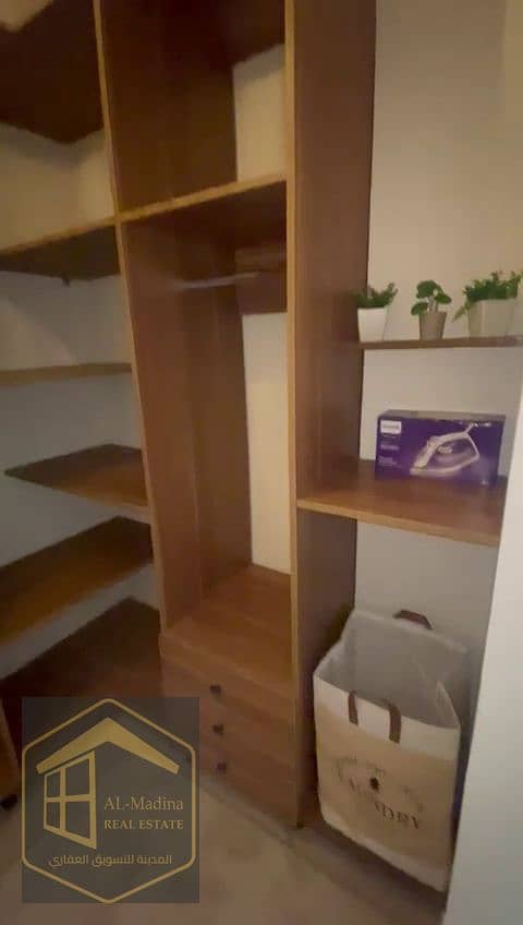 25 VideoTOimages03001. png