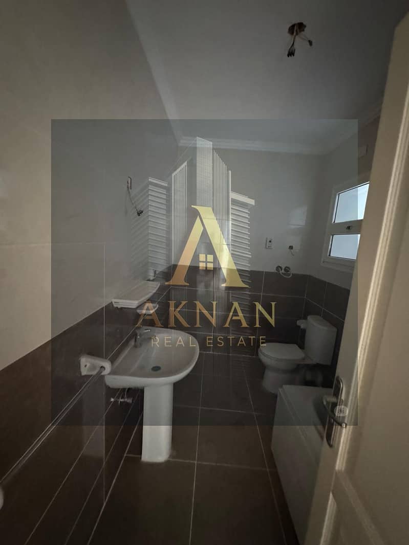 7 WhatsApp Image 2025-12-17 at 16.57. 33 (5). jpeg