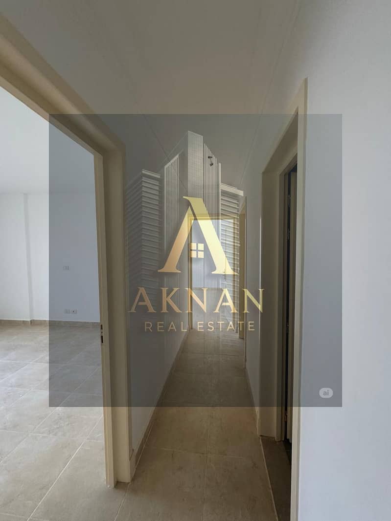 8 WhatsApp Image 2025-12-17 at 16.57. 34 (1). jpeg