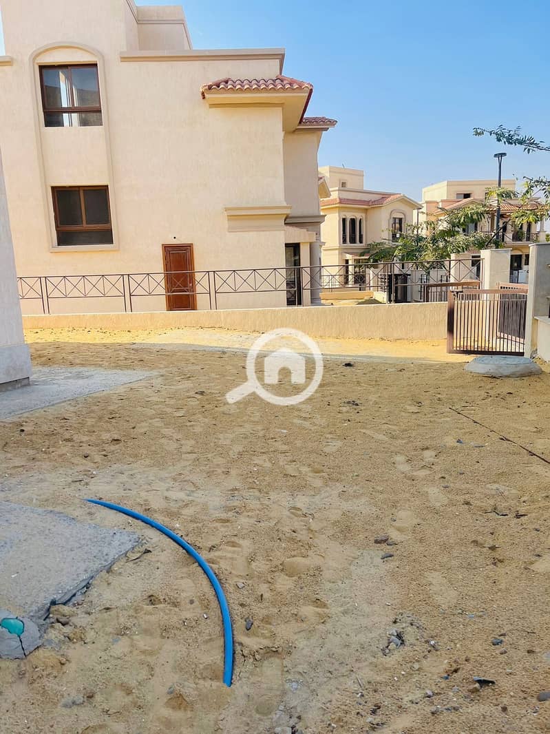 11 d47542cf-deda-4df5-9580-dba9d4fb2d50. jpeg