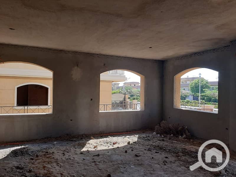 10 a69fdf98-2bfa-46a6-bcd1-f2426c73754f. jpg