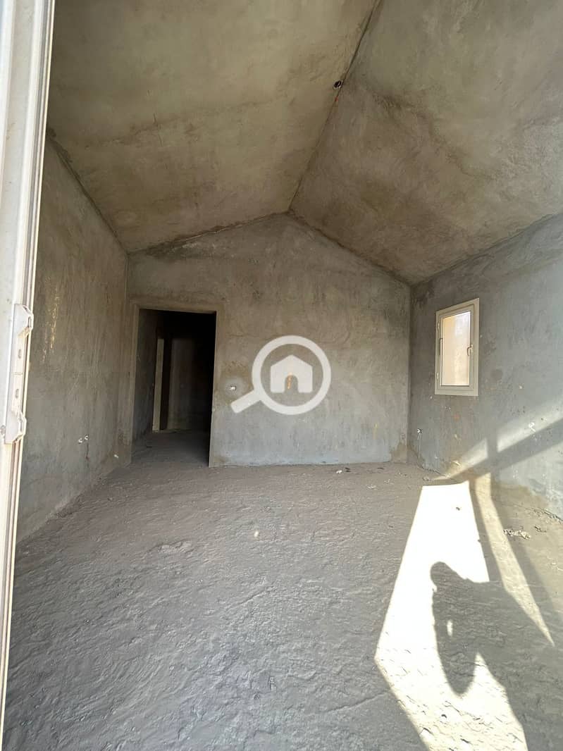 9 WhatsApp Image 2025-12-17 at 1.28. 57 PM (5). jpeg