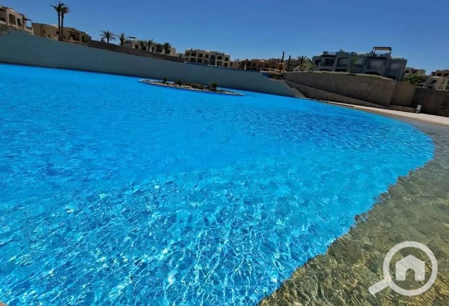 4 8414200-9dd6eo. jpg