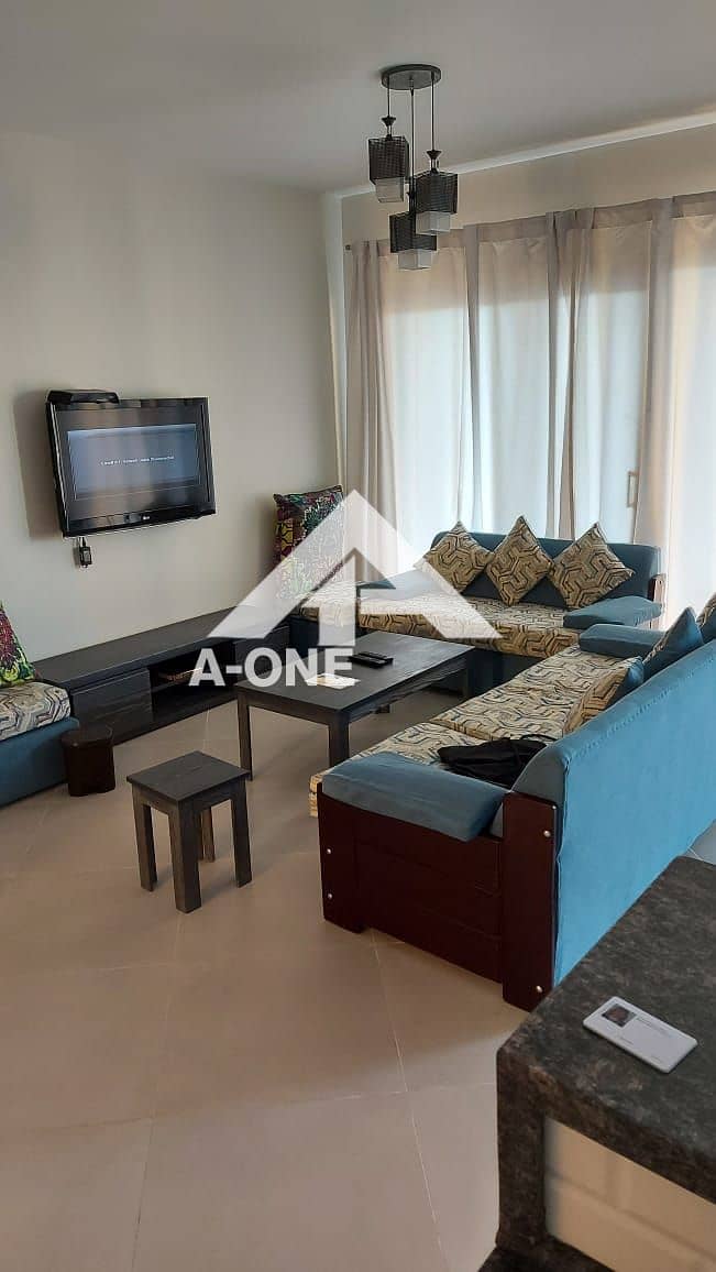 3 c6000506-8c8d-496c-8b9d-49e6280c5e48. jpg