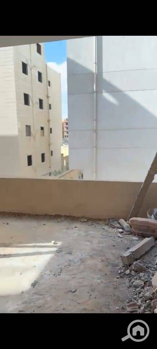 5 88e3bd7b-445b-421b-bfde-e8d17f9852ce. jpg