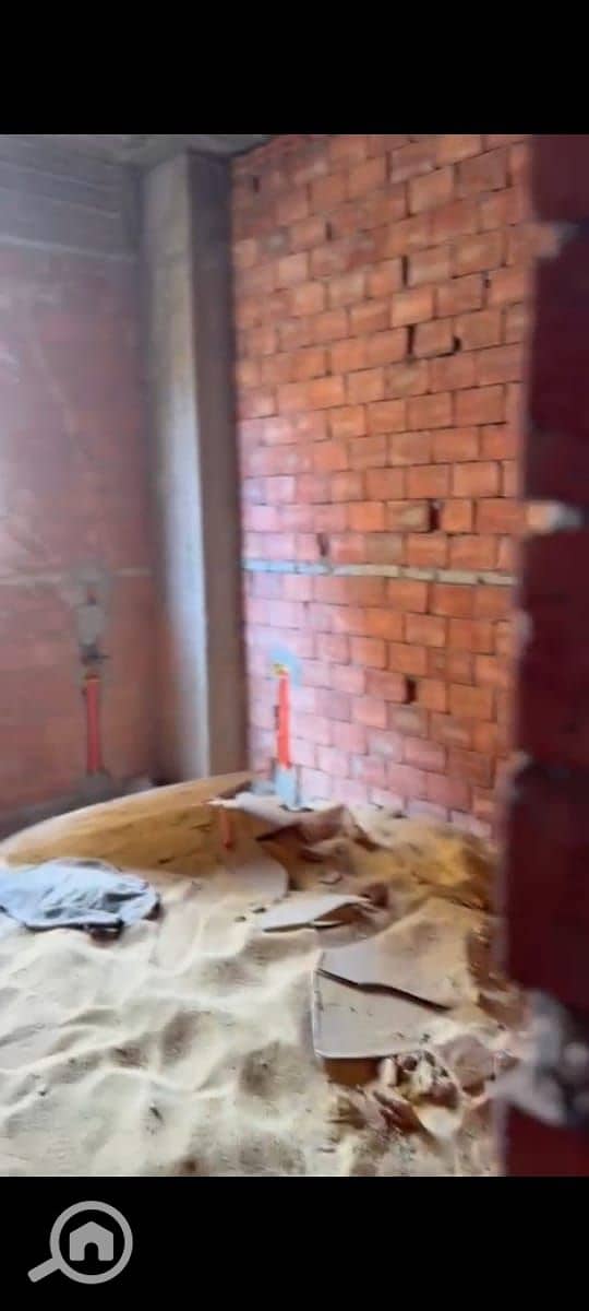 9 ef5f2e6a-d91b-4408-9299-63dd345a48c4. jpg