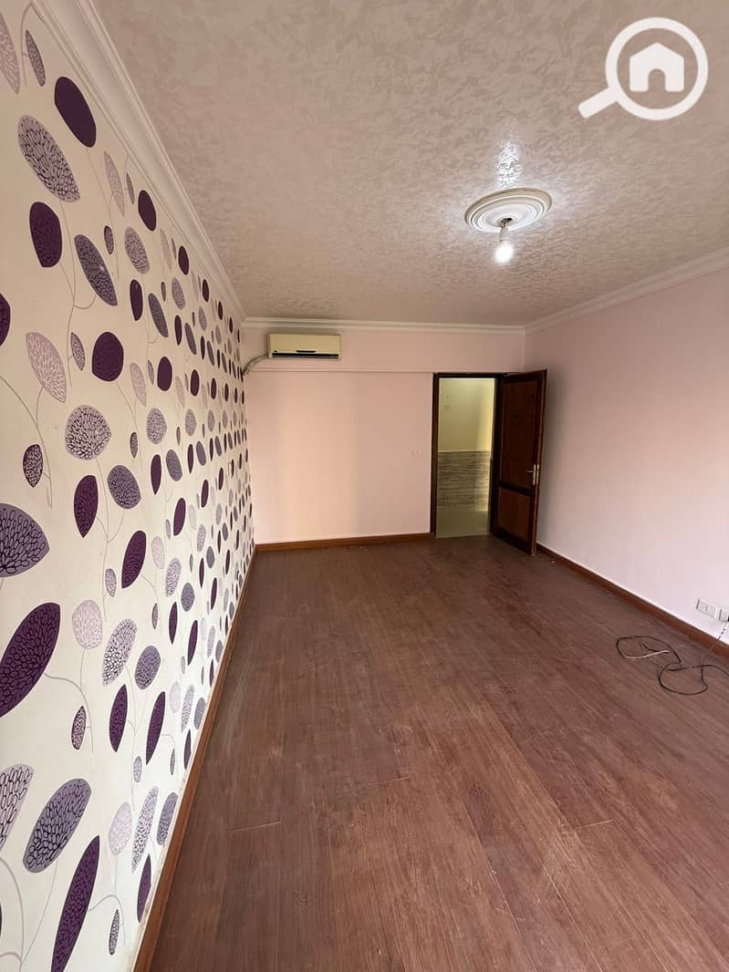 5 30f0dbdc-b2da-4f22-93ab-92e04dc1d141. jpg