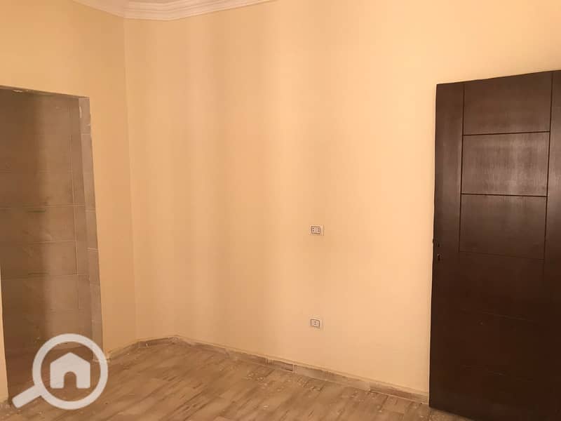 9 WhatsApp Image 2025-10-19 at 15.06. 04_dd2811e3. jpg