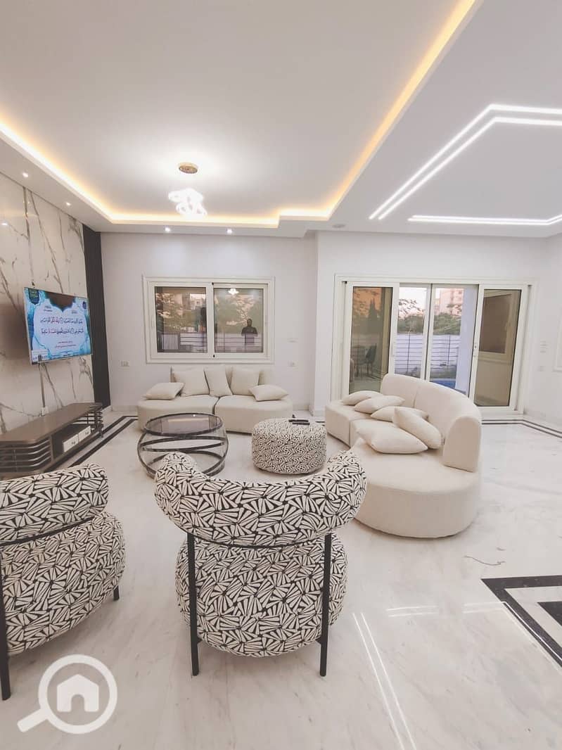 8 9ebbca39-d4d8-48db-b958-4a421b03dcd1. jpeg