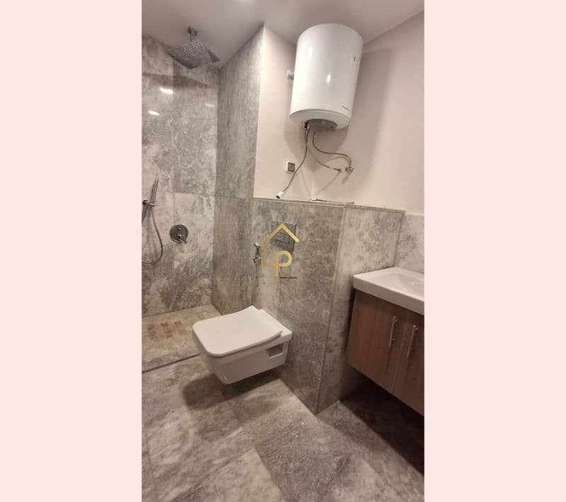 6 WhatsApp Image 2025-10-05 at 2.08. 00 PM. jpg