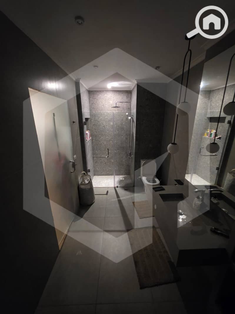 7 Zayed Regency 7. jpg