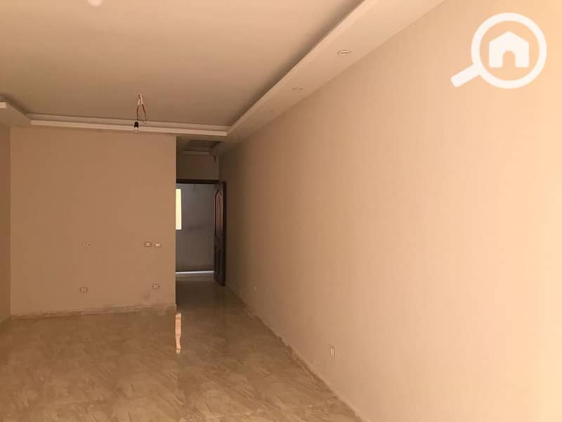 16 WhatsApp Image 2025-10-19 at 15.14. 12_367e8b9c. jpg