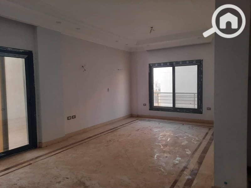 3 WhatsApp Image 2024-10-12 at 11.40. 08_61257c4b. jpg