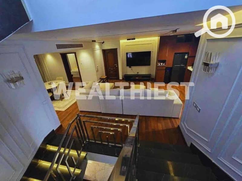 7 cb27d504-7328-4209-8bf4-de6e8b6da587. jpg