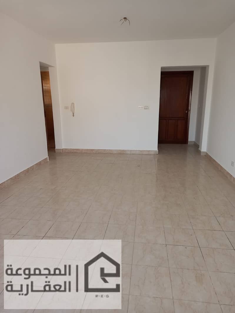 6 d8a16ae0-7988-4958-b6de-ce0b516f816f. jpg