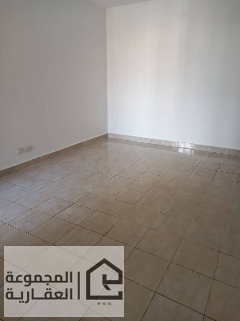 8 5ef27bc8-cf3f-47df-a340-f5266318df94. jpg