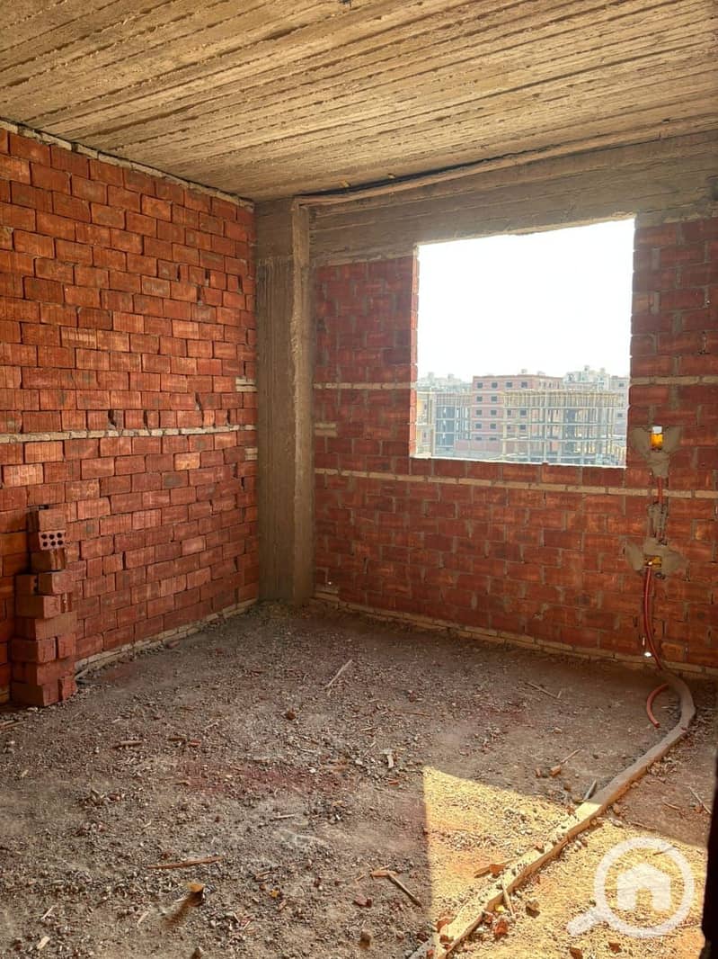 4 WhatsApp Image 2025-12-18 at 12.35. 55 AM. jpeg