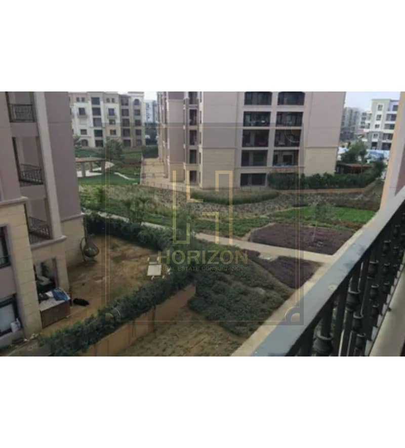 7 8400758-caaa4o. jpg