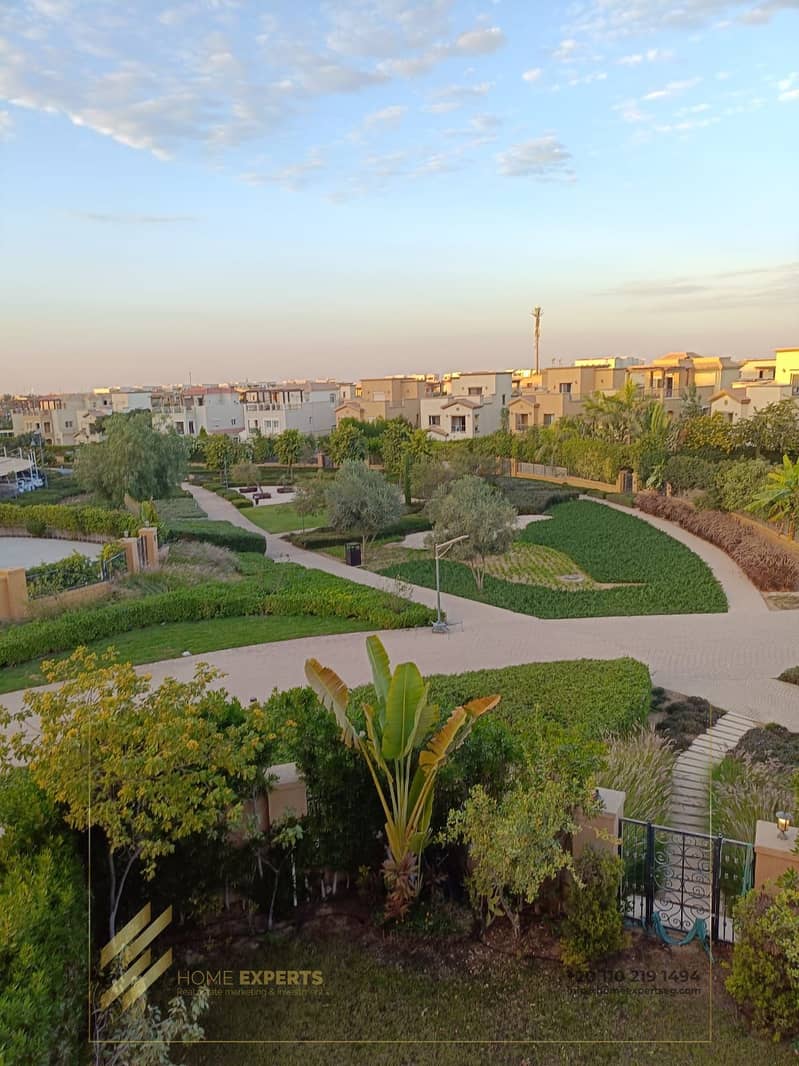 12 80540d7a-a481-4973-a230-6f8a9d451d74. jpg