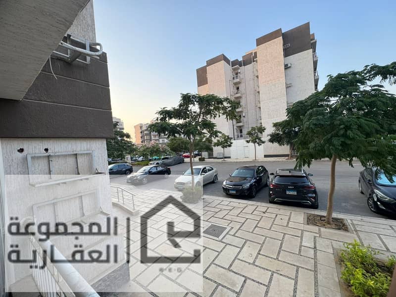 2 f666be7d-1d6e-47be-b792-1d73ae3c3438. jpg