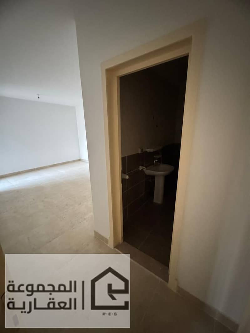 6 d781160c-d2a3-4174-a3db-5e64a4d45582. jpg