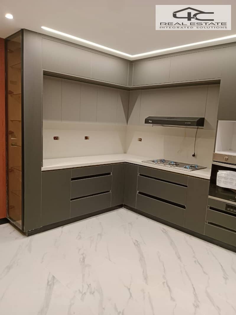 9 WhatsApp Image 2025-12-17 at 18.15. 59 (2). jpeg