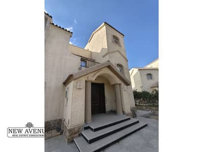 4 Bedroom Villa for Sale in Madinaty, Cairo - ba3ecc41-d12d-418c-bd3e-91c16b436ad2. jfif. jpg