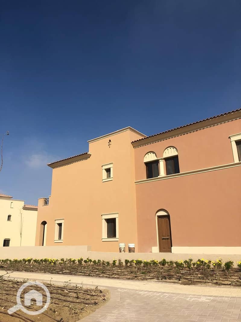 8 cc1ab3d3-2eff-4b84-a472-a86f65987659. jpg