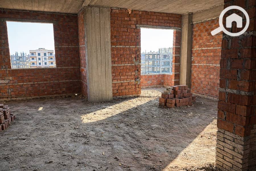 4 WhatsApp Image 2025-12-18 at 00.36. 14_d7e8a1fa. jpg